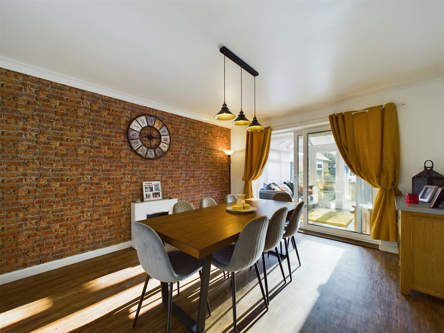 Queensgate, Bridlington Belts Estate Agents